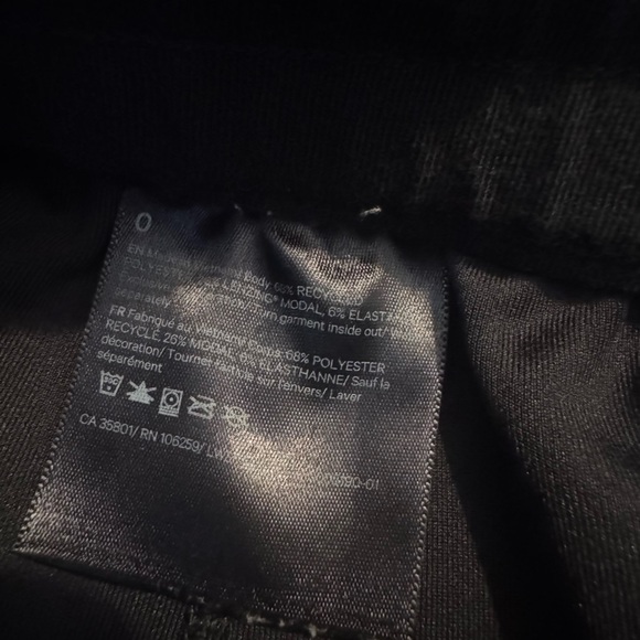 Lululemon Women's Black Softstreme HR Ribbed Wide-Leg Pants Size 0 - Picture 5 of 7